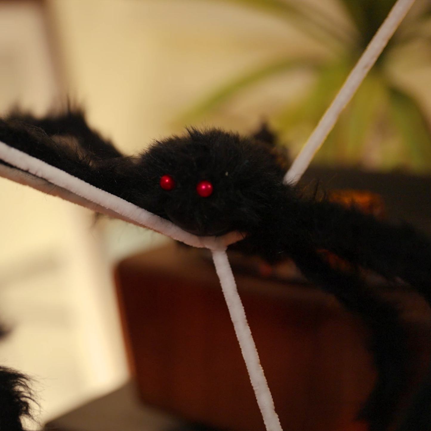 Halloween Spider Decoration with Webs 4 pcs Black and white