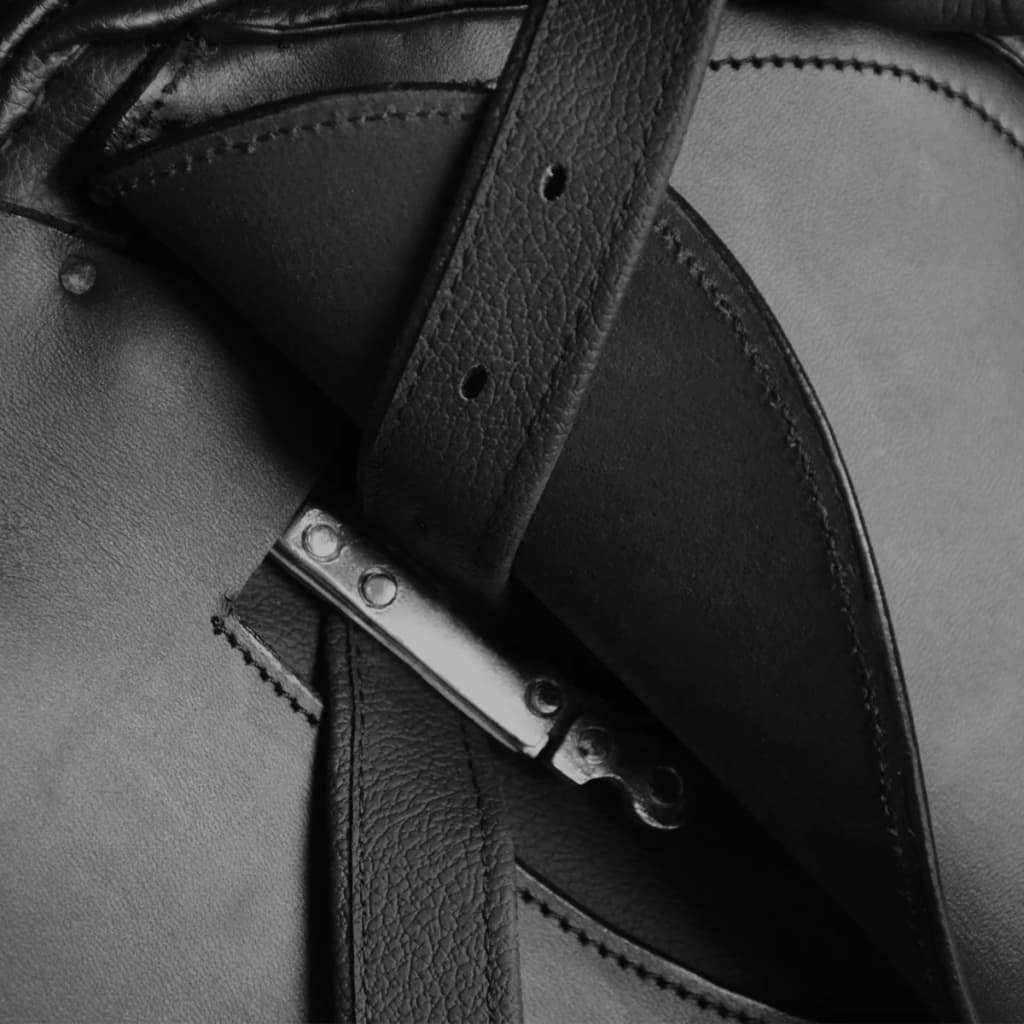 Horse Riding Saddle | Black | Leather | 17.5 inch | Durable