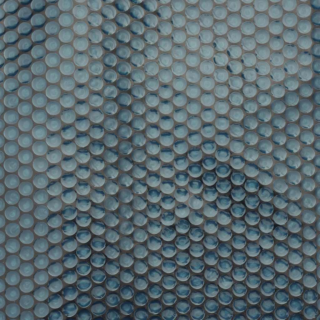 Floating PE Solar Pool Film 549x274 cm Black and Blue