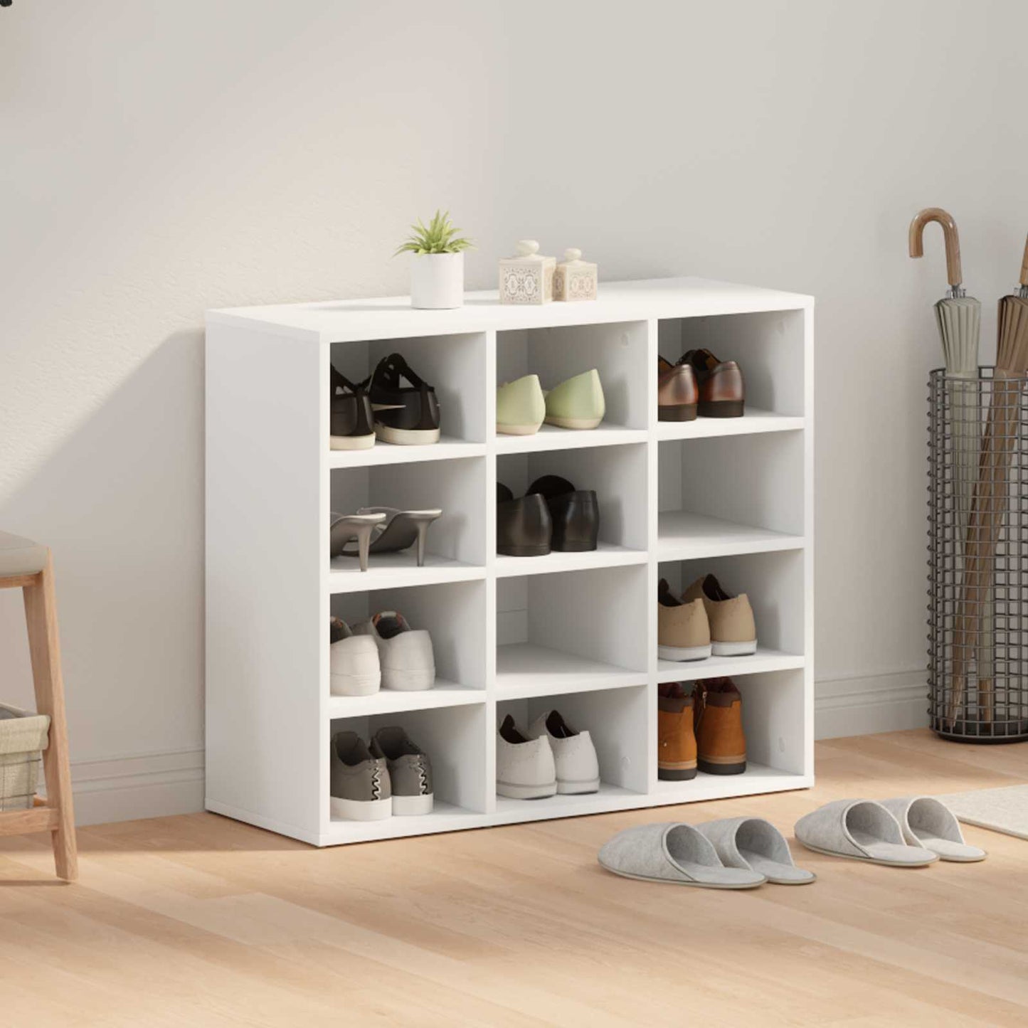 Shoe Cabinet 77.5 x 30 x 67 cm Engineered Wood White
