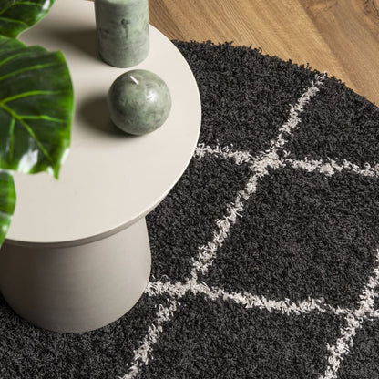 Shaggy Rug PAMPLONA High Pile Modern Black and Cream Ø 280 cm