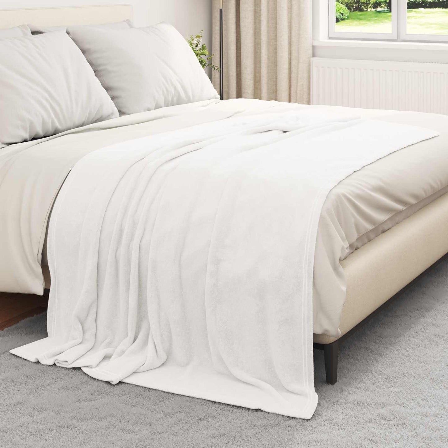 Throw Blanket White 150 x 200 cm Fleece