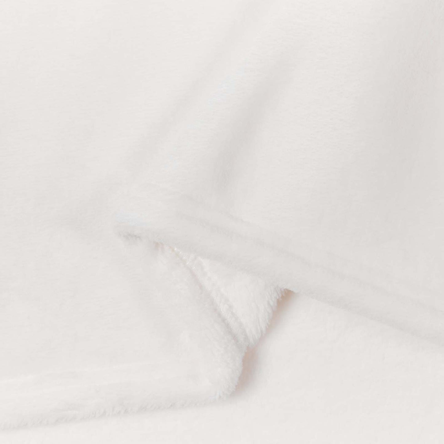 Throw Blankets 6 pcs White 130 x 150 cm Fleece