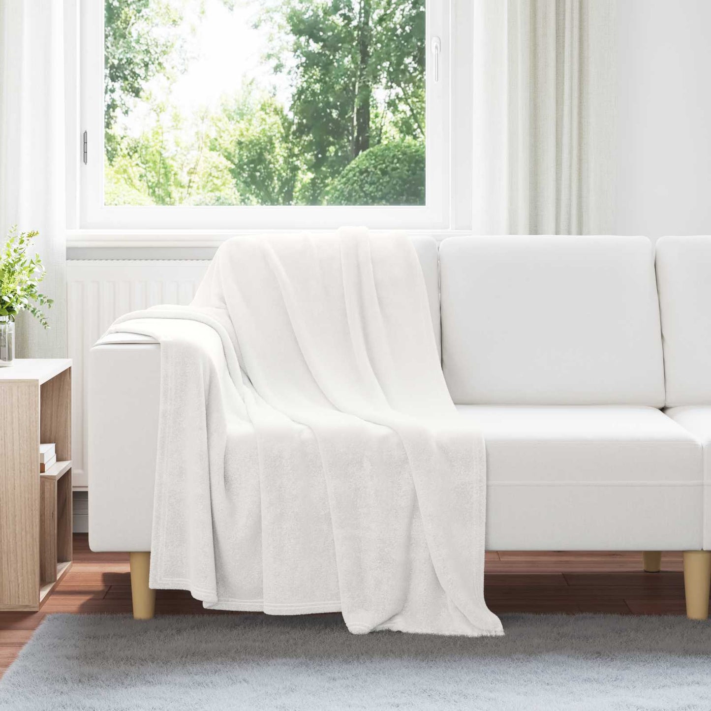 Throw Blankets 6 pcs White 130 x 150 cm Fleece
