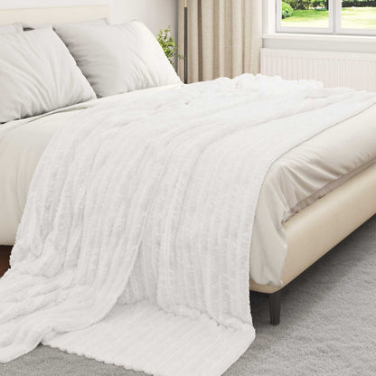 Throw Blankets 6 pcs White 270 x 240 cm Fleece