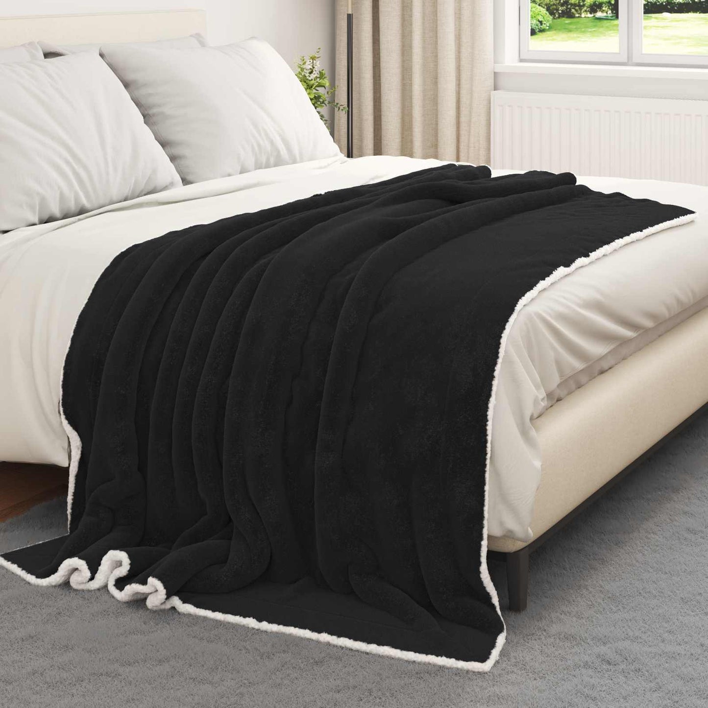 Throw Blanket Black 150 x 200 cm Fleece