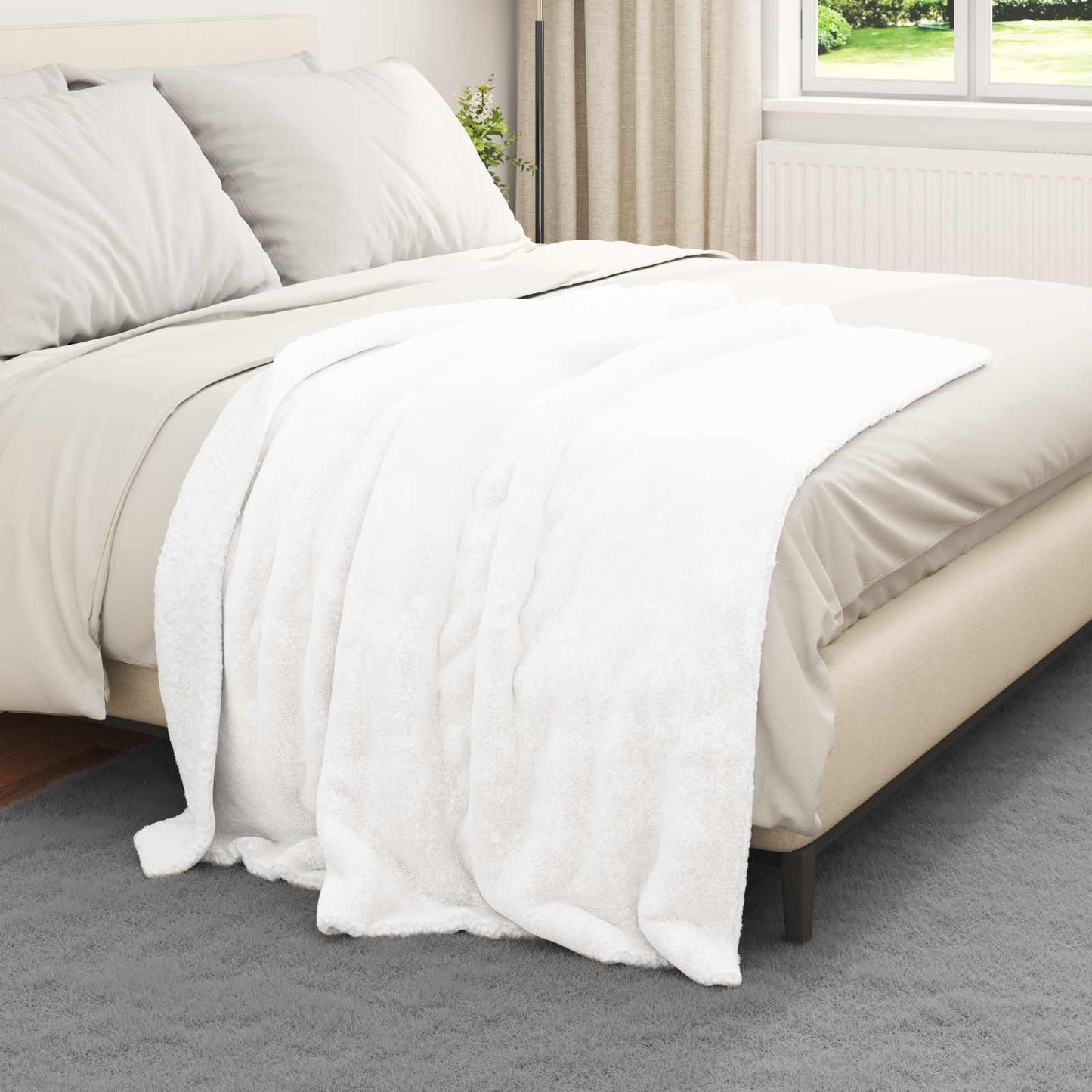 Throw Blanket White 130 x 150 cm Fleece