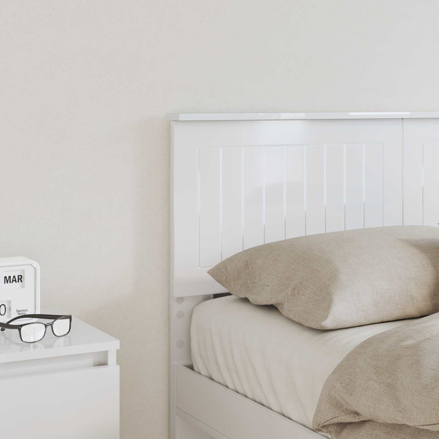 Headboard Gloss White 135 cm Engineered wood