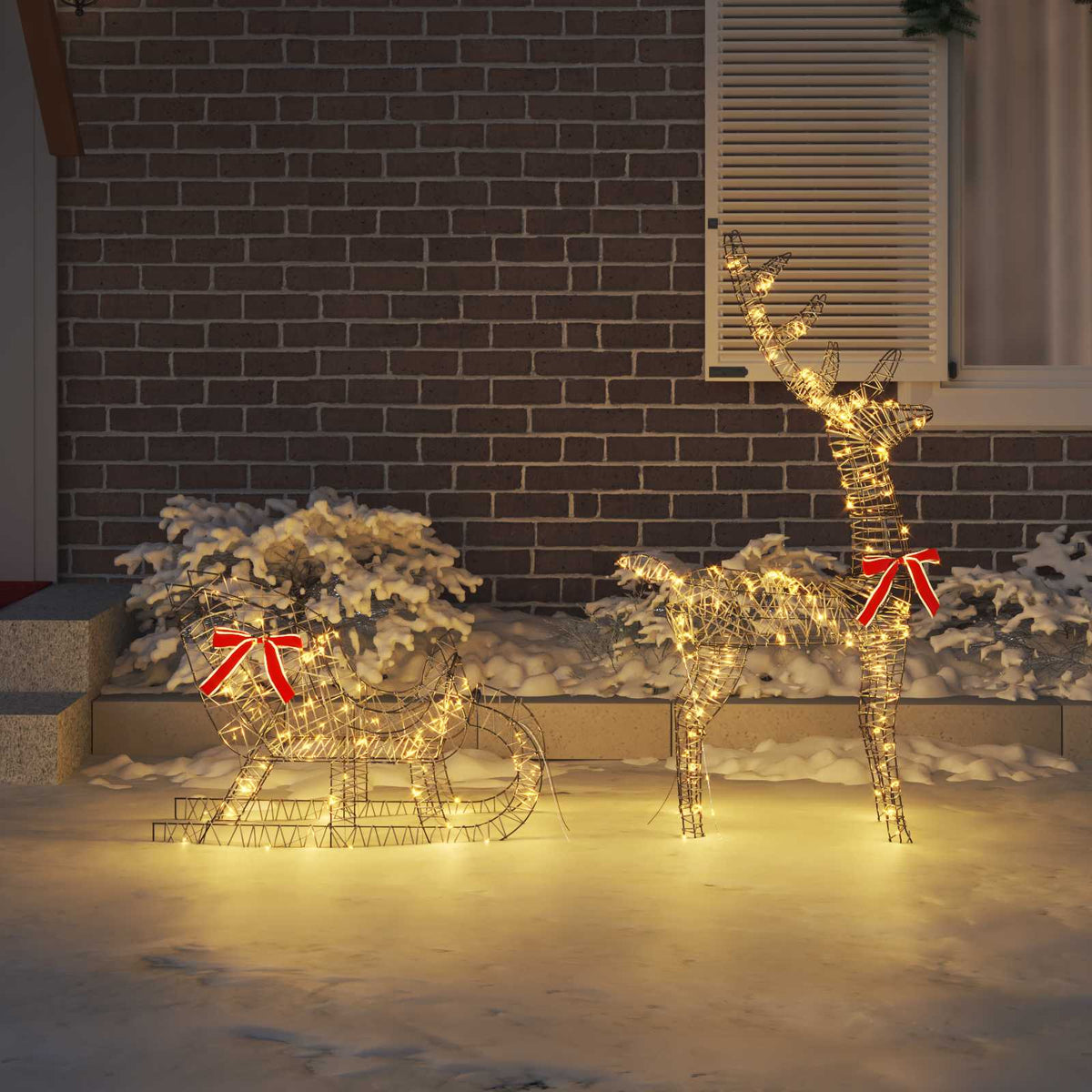 Reindeer Pull Sleigh LOVIISA 2 pcs 200 LEDs Warm White