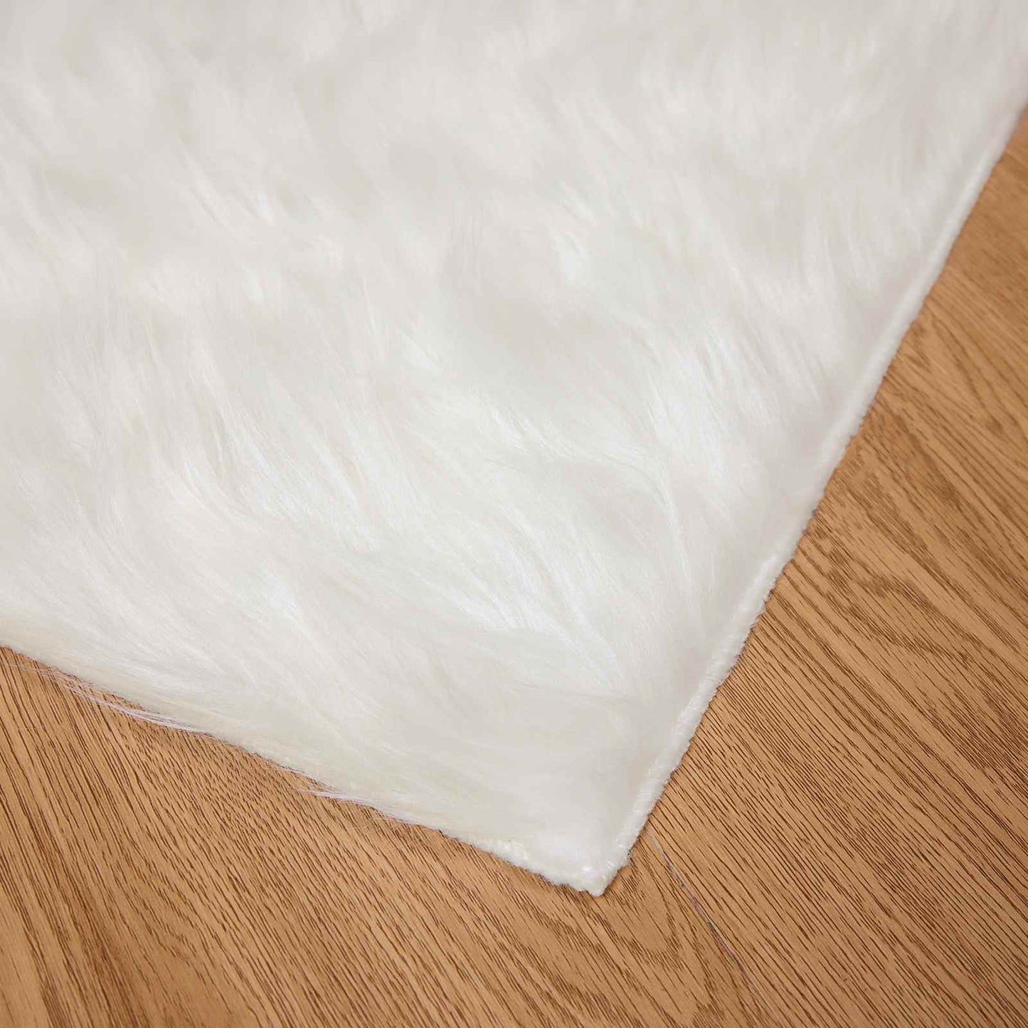 Faux Sheepskin Rug TAFALLA White 120 x 170 cm Polyester