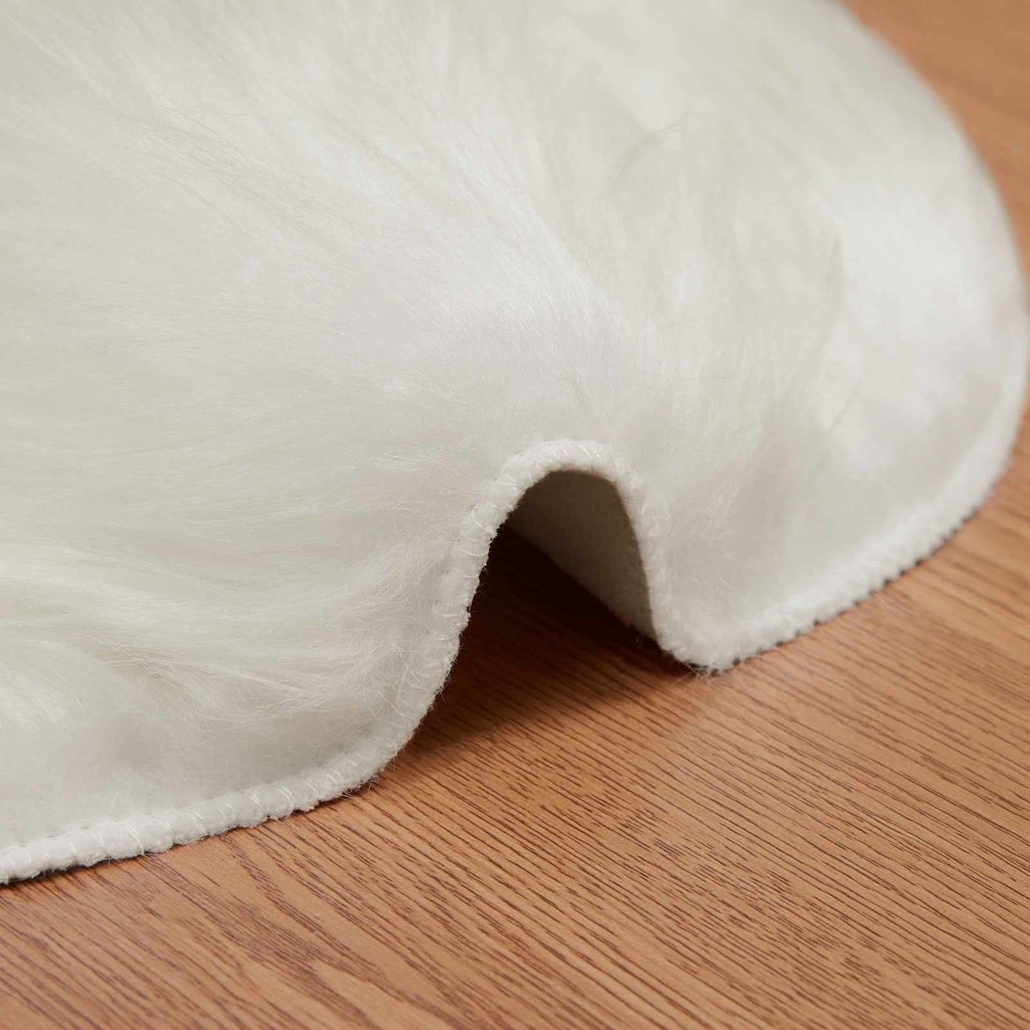 Faux Sheepskin Rug TAFALLA White 50 x 80 cm Polyester