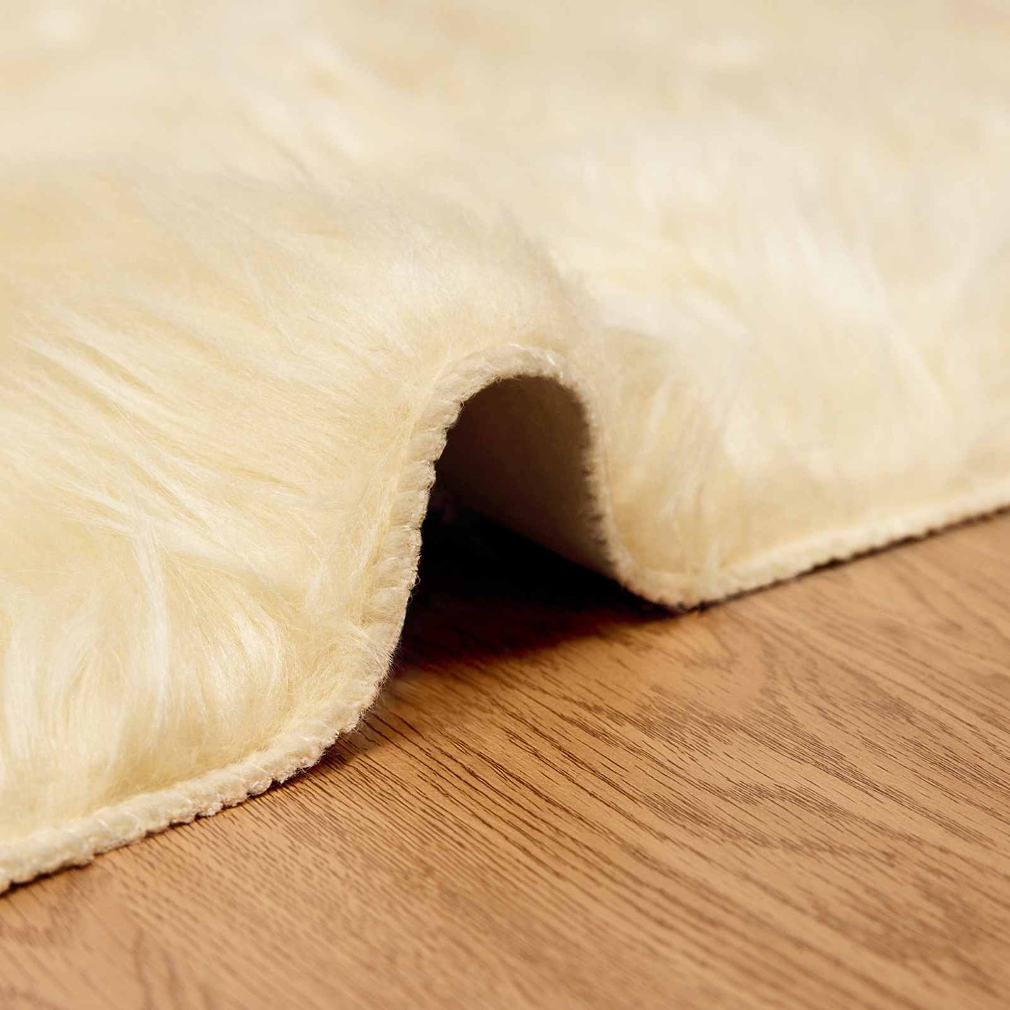 Faux Sheepskin Rug TAFALLA Cream 200 x 280 cm Polyester