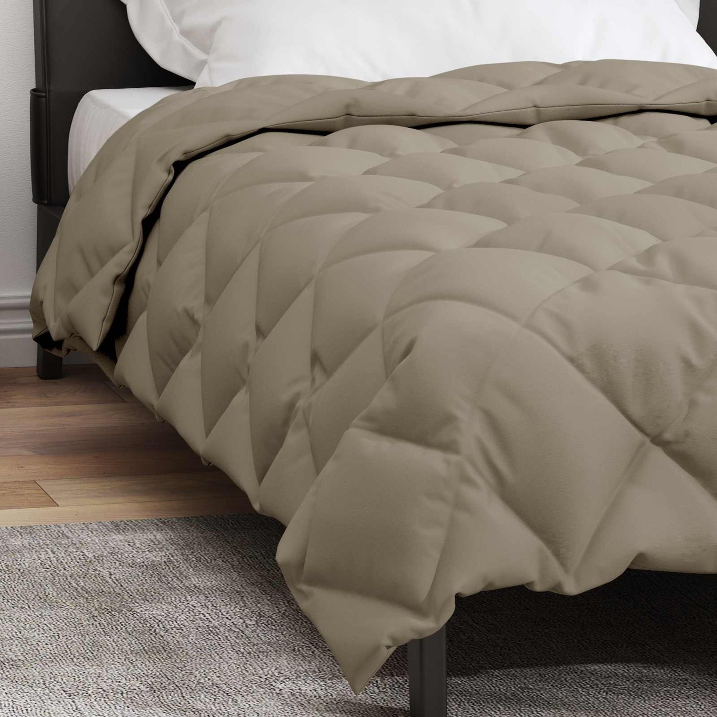 Winter Duvet Light Grey 155 x 220 cm Microfiber