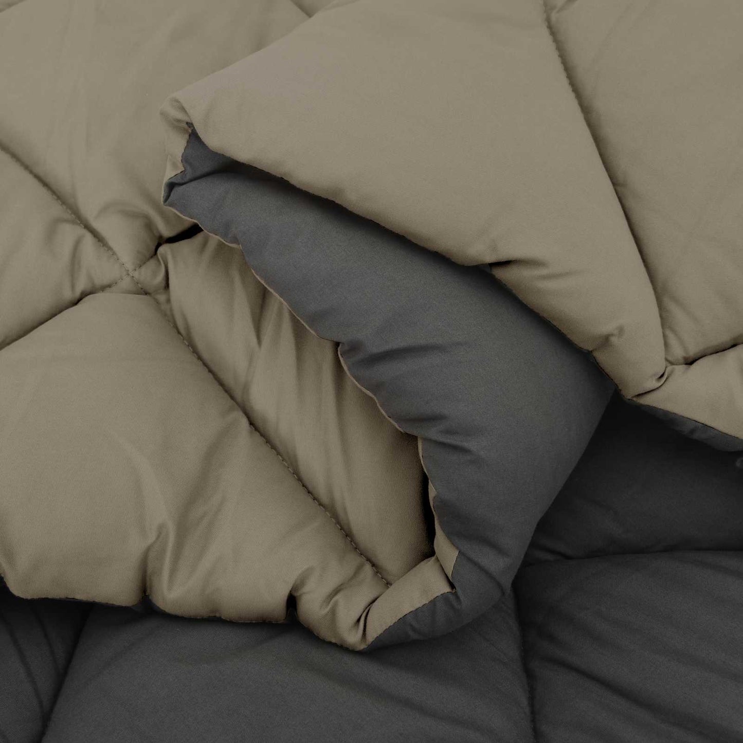 Winter Duvet Light Grey and Anthracite 135 x 200 cm Microfiber