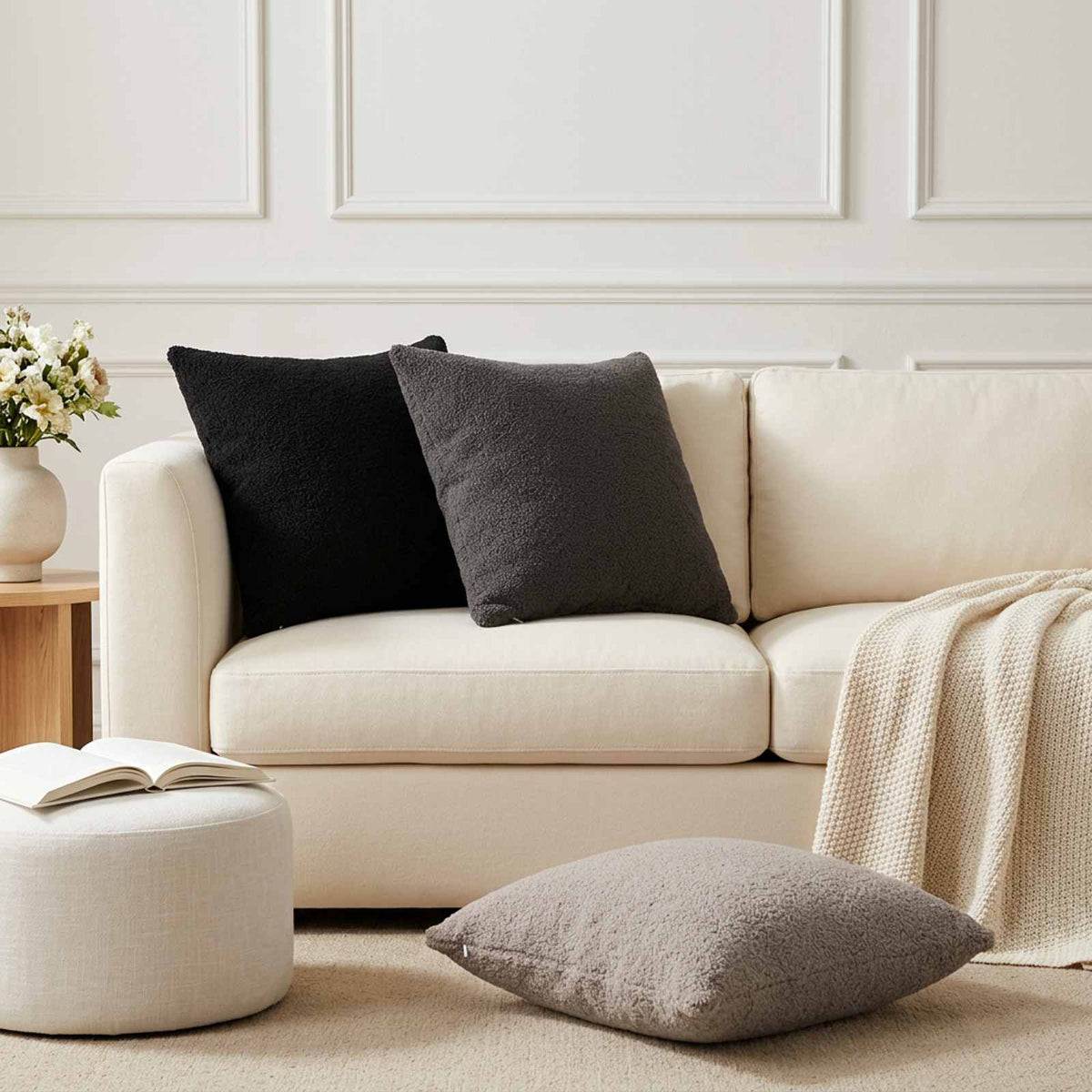 Cushion Cover 12 pcs HEERLEN Black 50 x 50 cm Bouclé